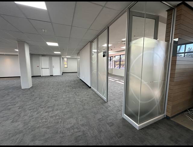 612M² OFFICE TO LET IN WOODMEAD